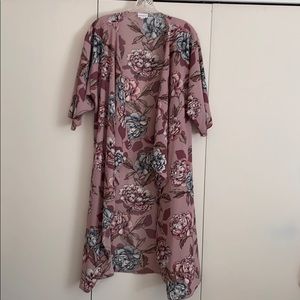 Medium LuLaRoe Shirley